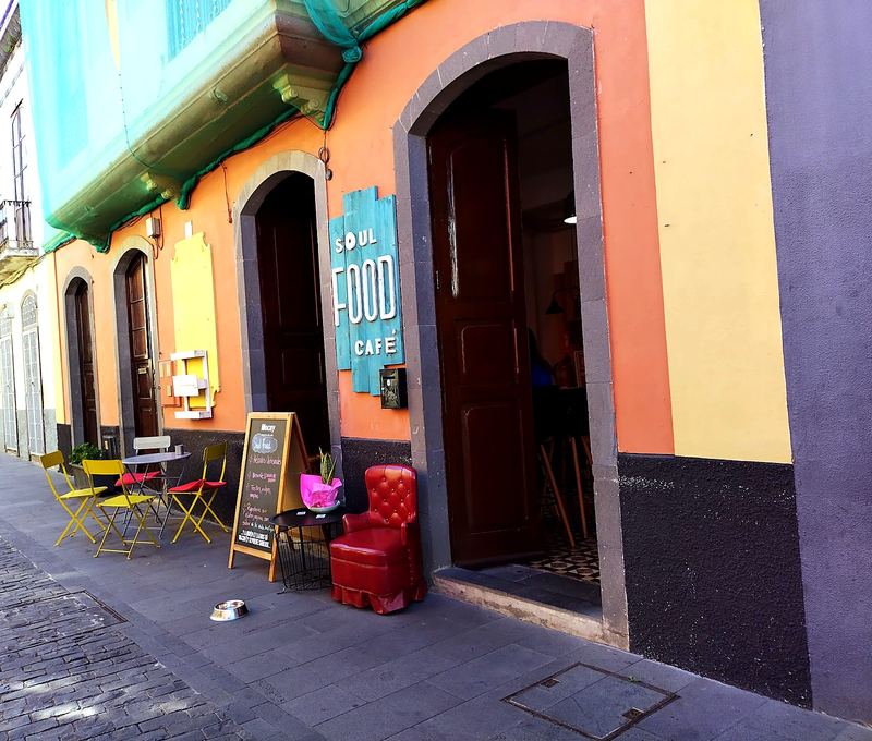 La fachada